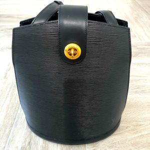 Louis Vuitton Cluny bag
